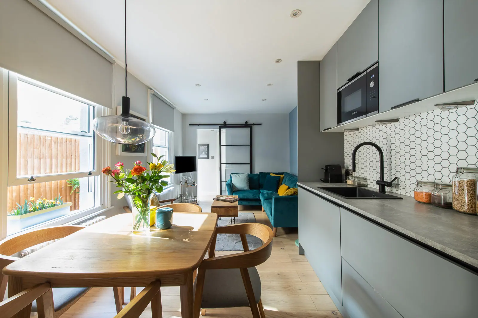 Victoria Park Apartment in East London, E11, interior design and bespoke joinery by Studio Schubert