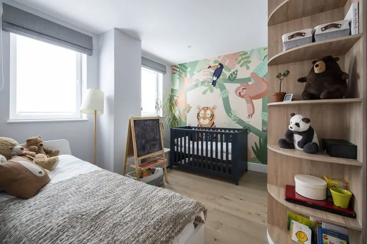 Queensway Apartment in Bayswater, W2, interior design and bespoke joinery by Studio Schubert