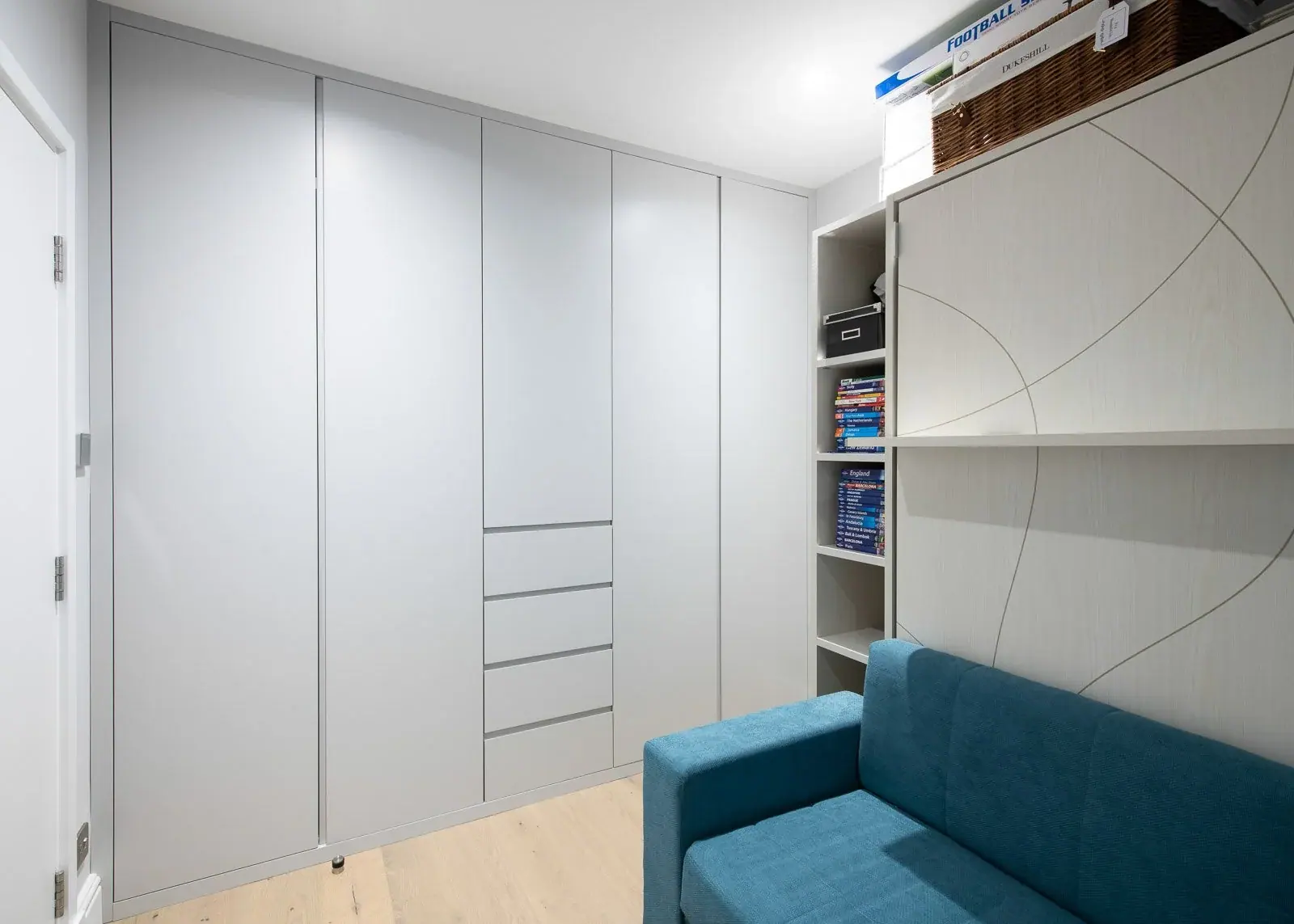 Wardrobes & Dressing Rooms in London, interior design and bespoke joinery by Studio Schubert