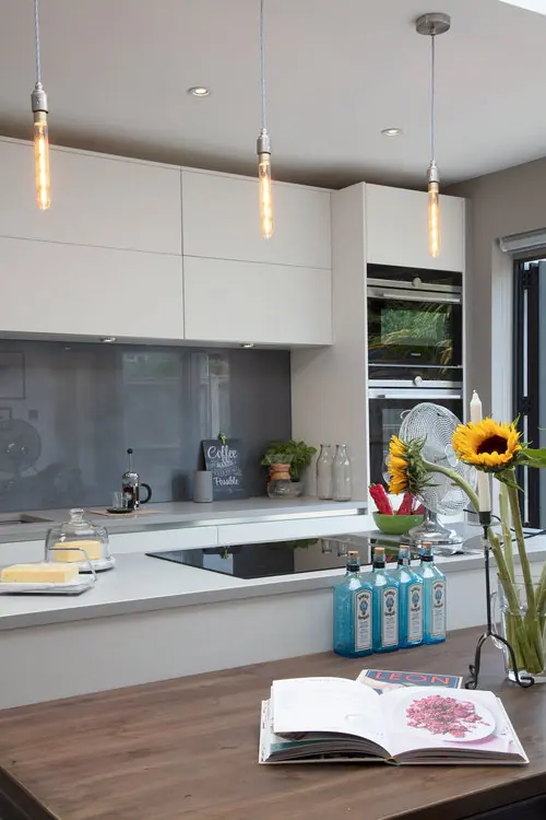 Ealing Kitchen Extension in Ealing, W5, interior design and bespoke joinery by Studio Schubert