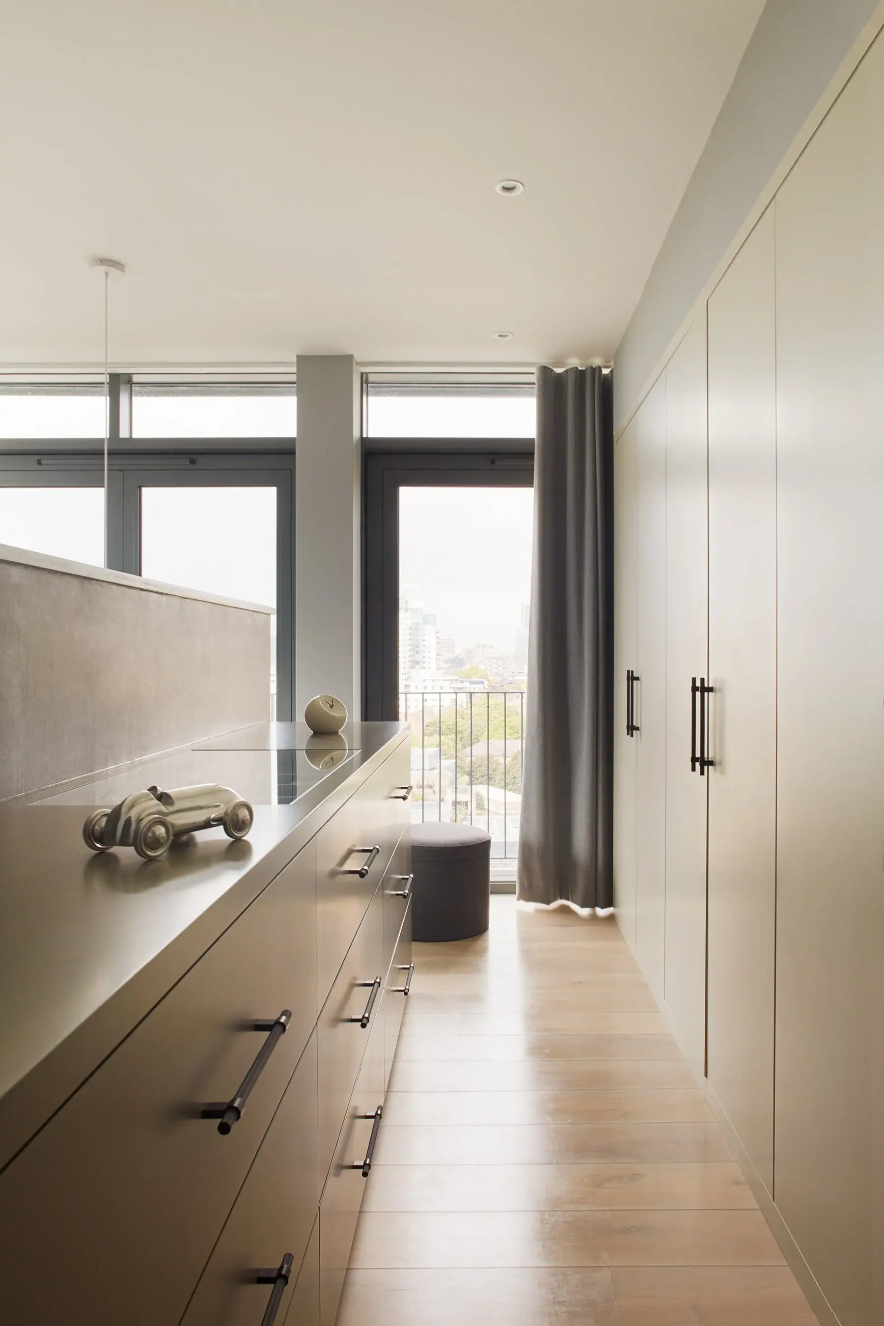 Wardrobes & Dressing Rooms in London, interior design and bespoke joinery by Studio Schubert