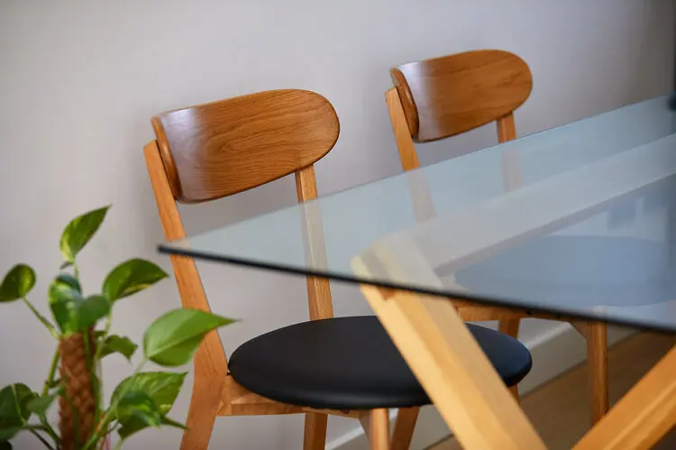 Hammersmith Flat in Hammersmith, W6, interior design and bespoke joinery by Studio Schubert