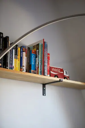 Hammersmith Flat in Hammersmith, W6, interior design and bespoke joinery by Studio Schubert