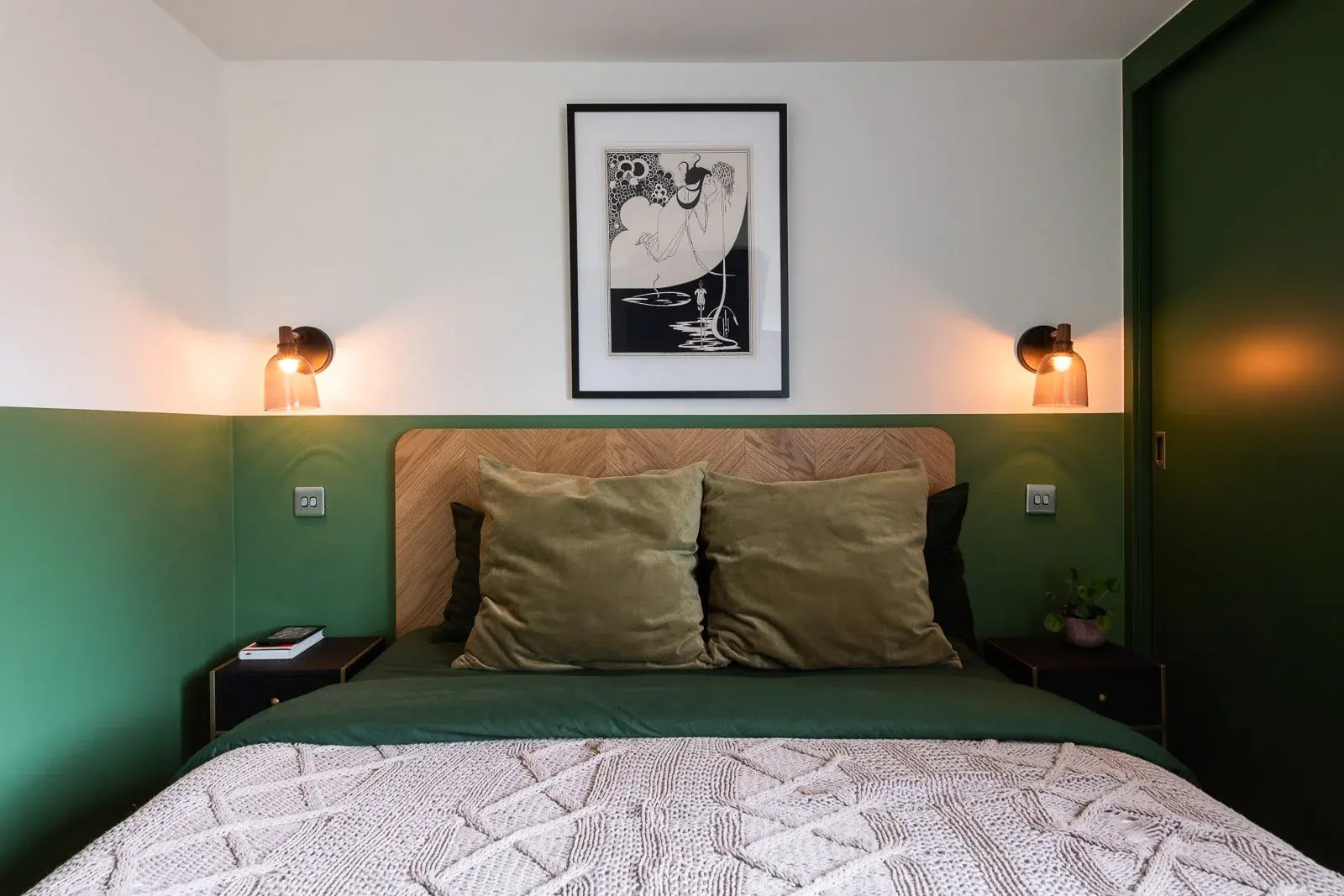 Westminster Grade II* Listed Flat in Westminster, SW1, interior design and bespoke joinery by Studio Schubert