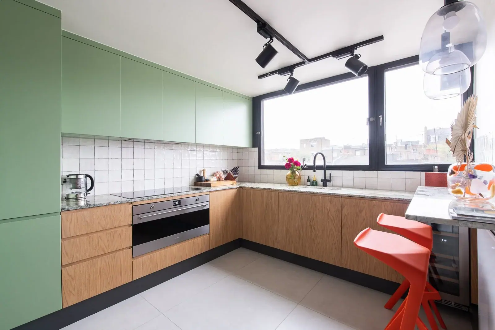 Westminster Grade II* Listed Flat in Westminster, SW1, interior design and bespoke joinery by Studio Schubert